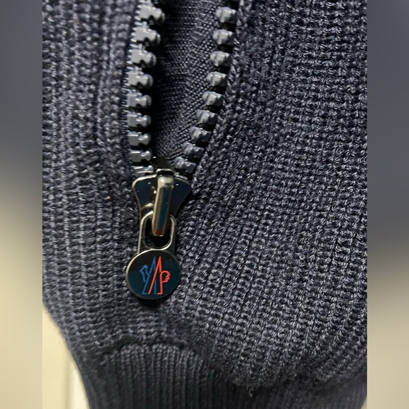 MONCLER VEST 🔥 - Picture 5 of 6